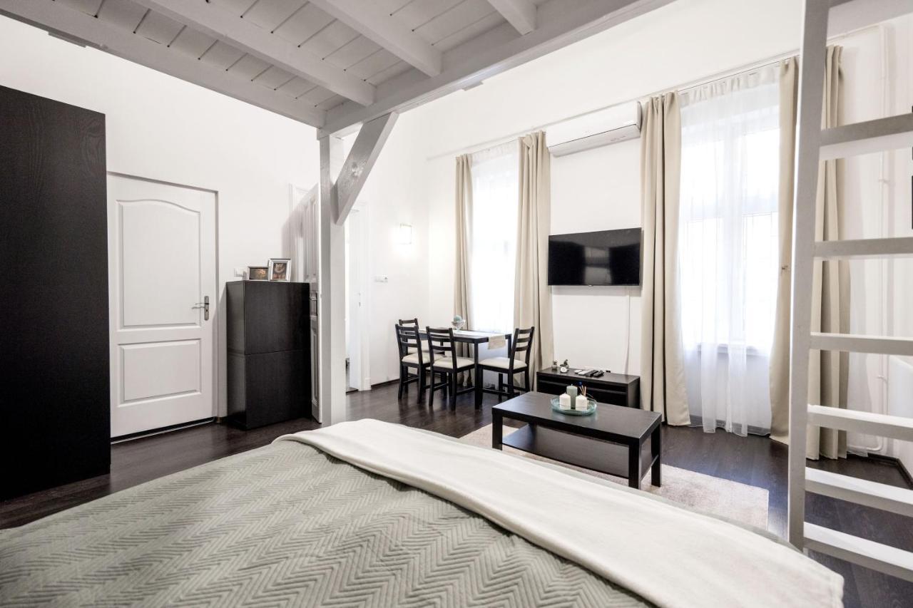 부다페스트 Charming Downtown Hideaway Steps From New York Cafe! 아파트 외부 사진