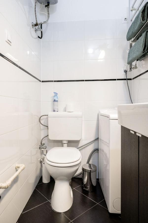 부다페스트 Charming Downtown Hideaway Steps From New York Cafe! 아파트 외부 사진